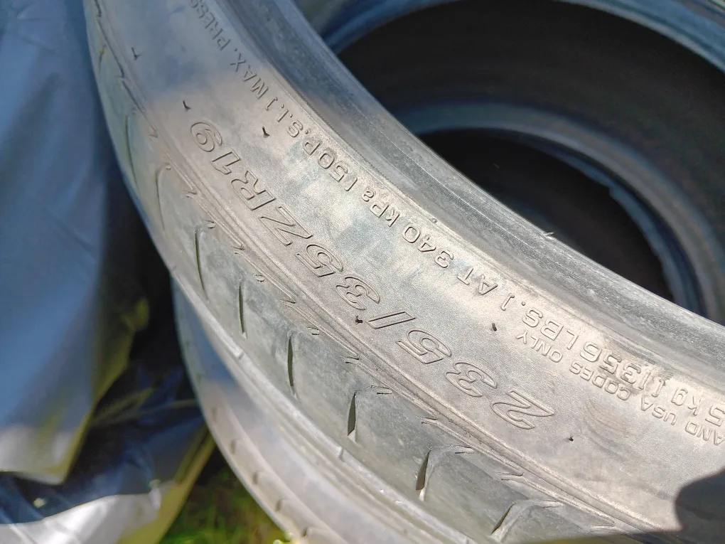 Eskay Winter Tires 245/60R18 & 225/60R17 image indicator(7)