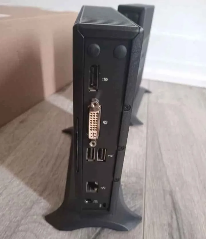 Dell desktop computer windows 11 256GB image indicator(4)