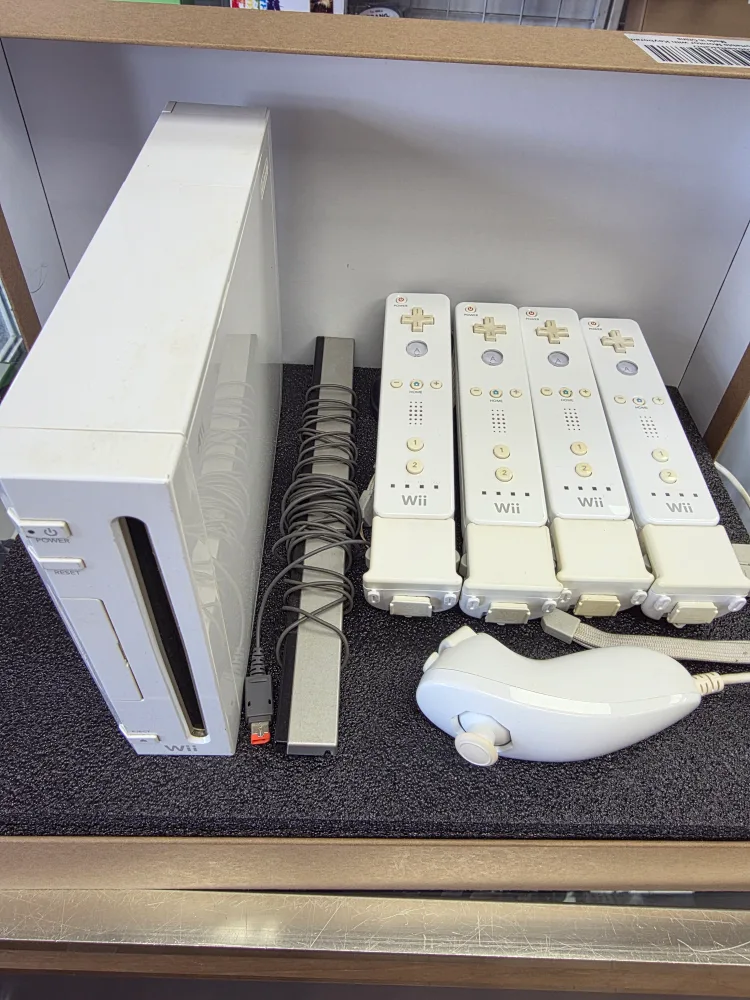 Nintendo Wii Console with 4 Remotes thumbnail
