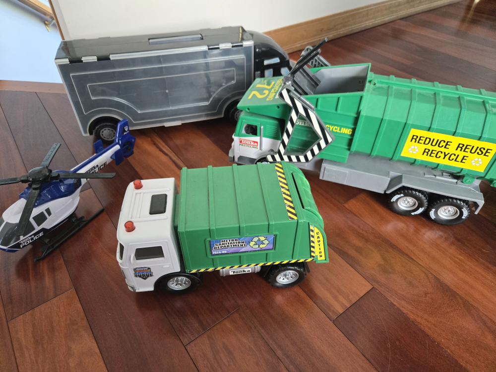 Trucks & Helicopter Set