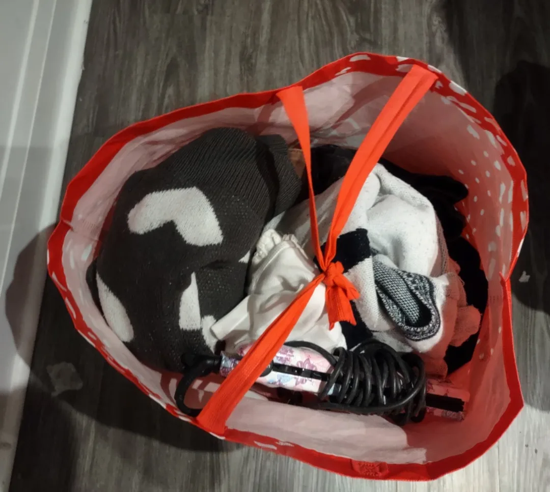 FREE Bag of Clothes and hair straightener!!!! thumbnail
