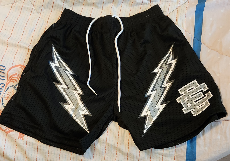 EE shorts black lightning