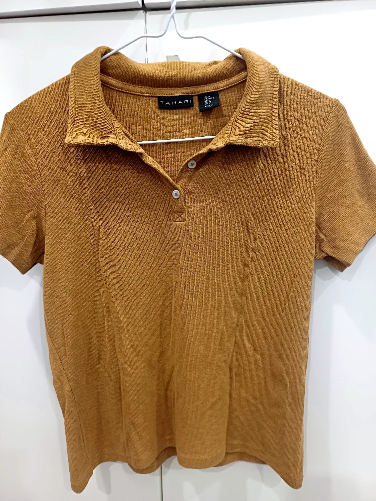 Tahari Polo Shirt - Size M thumbnail