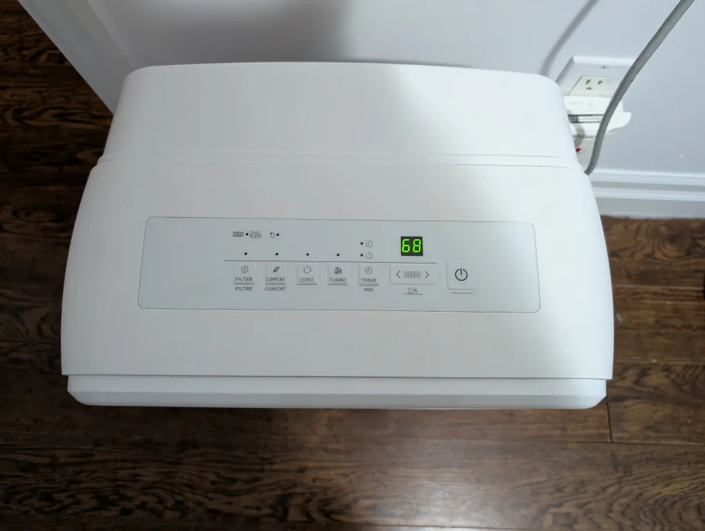 Toshiba Dehumidifier - 20 Pints image indicator(2)