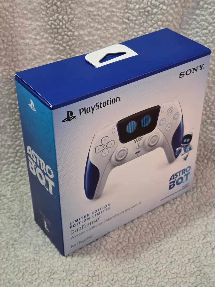Astro Bot ps5 controller ps5 brand new image indicator(2)