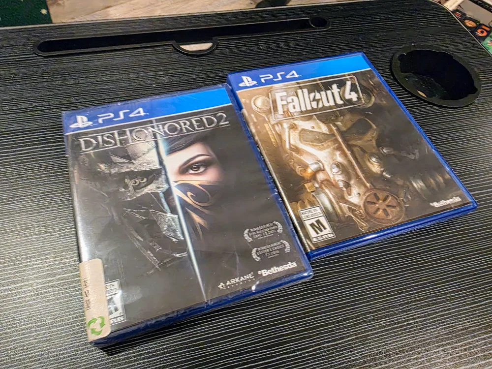 PlayStation 4 with Games image indicator(3)