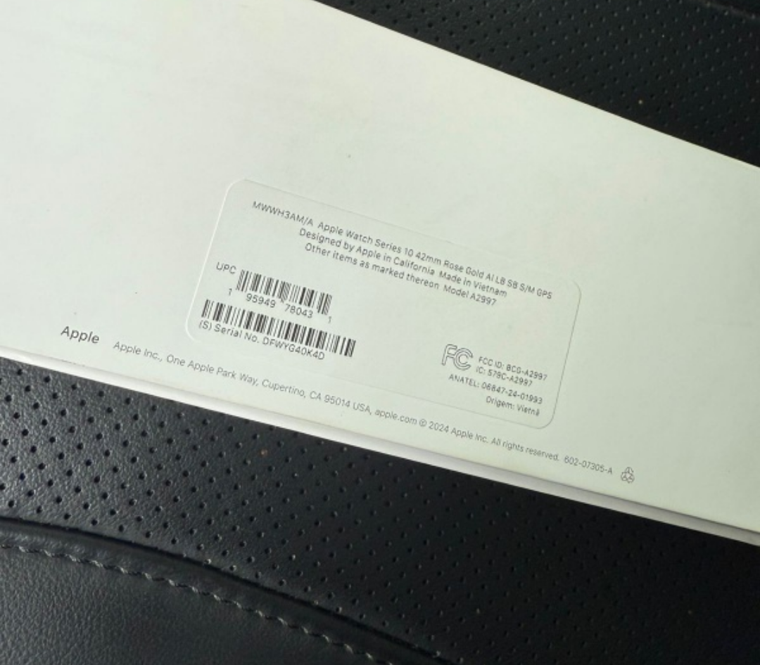 NEW Apple Watch Series 10 42mm - photo 3