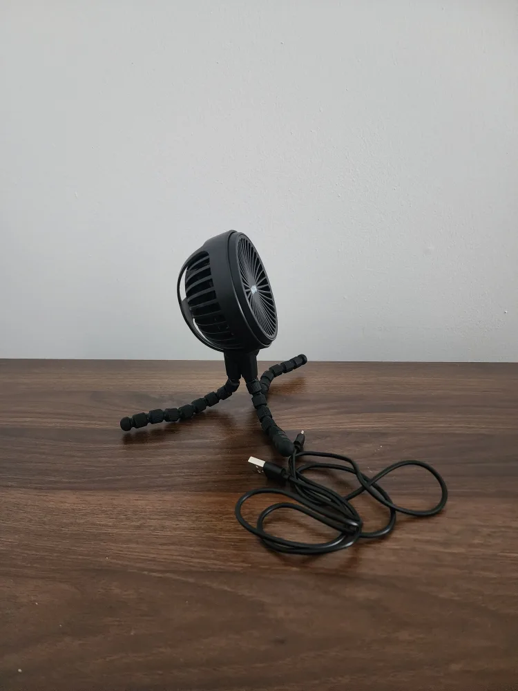 Nuby Octopus Fan - Black image indicator(2)