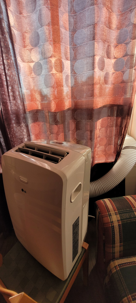 LG portable air conditioning 10200 BTU