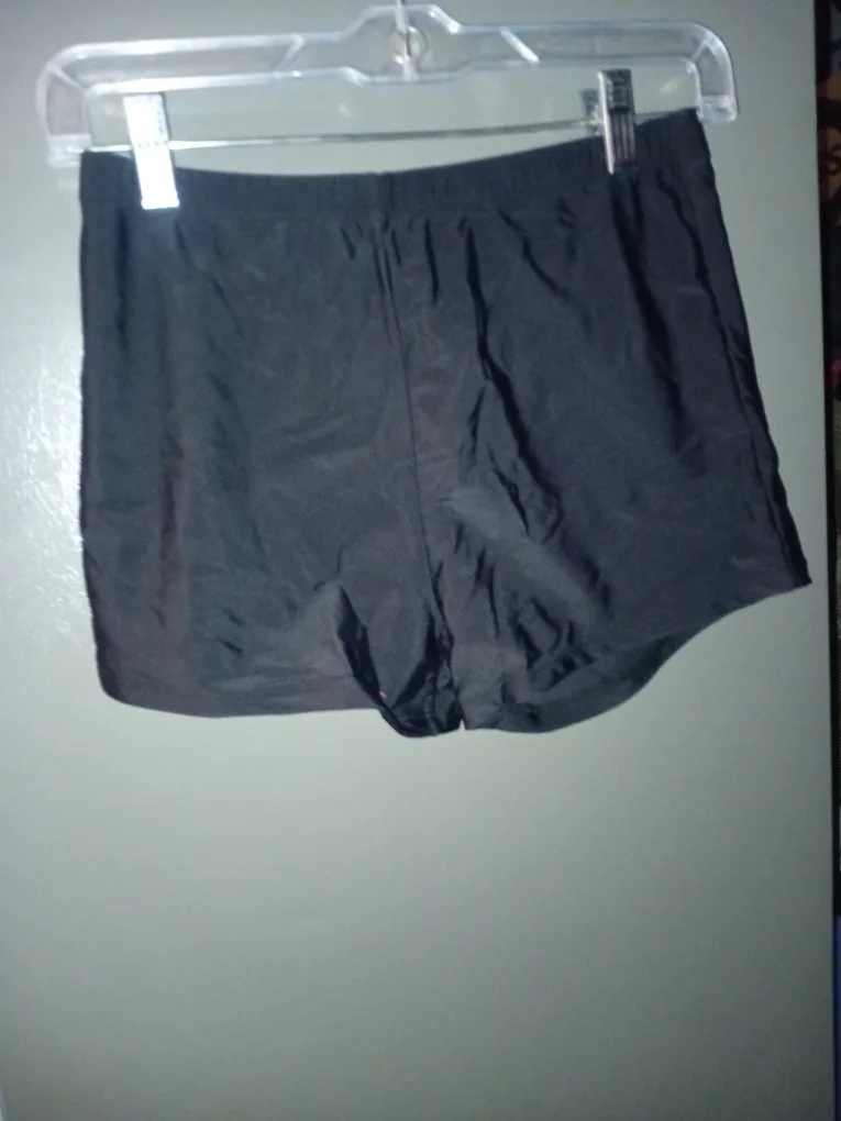 NEW!  Byoduo Black Shorts & Leopard Swimsuit - Size S image indicator(3)