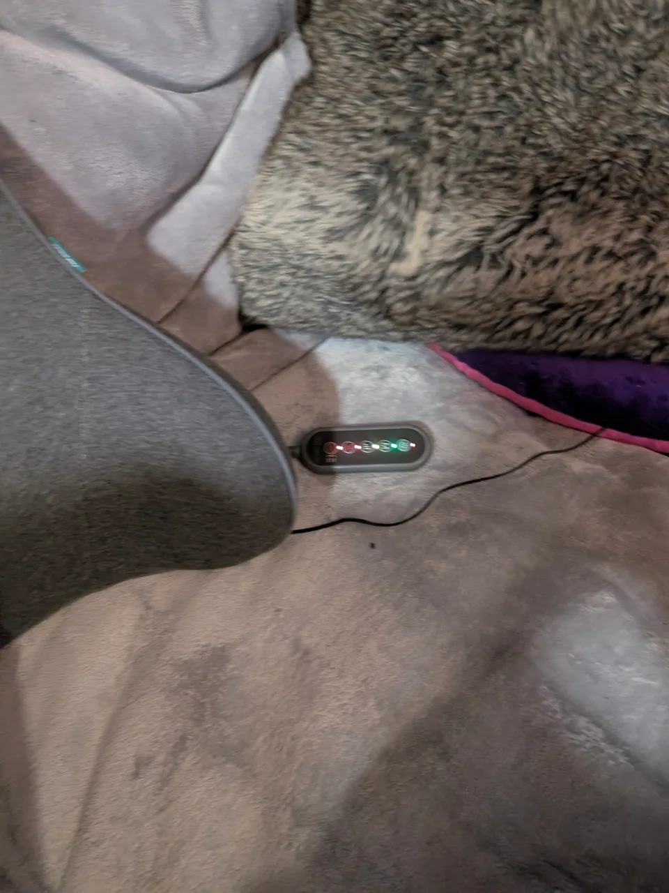 Snailax Back Massager with Heat, Shiatsu Neck Massager image indicator(2)