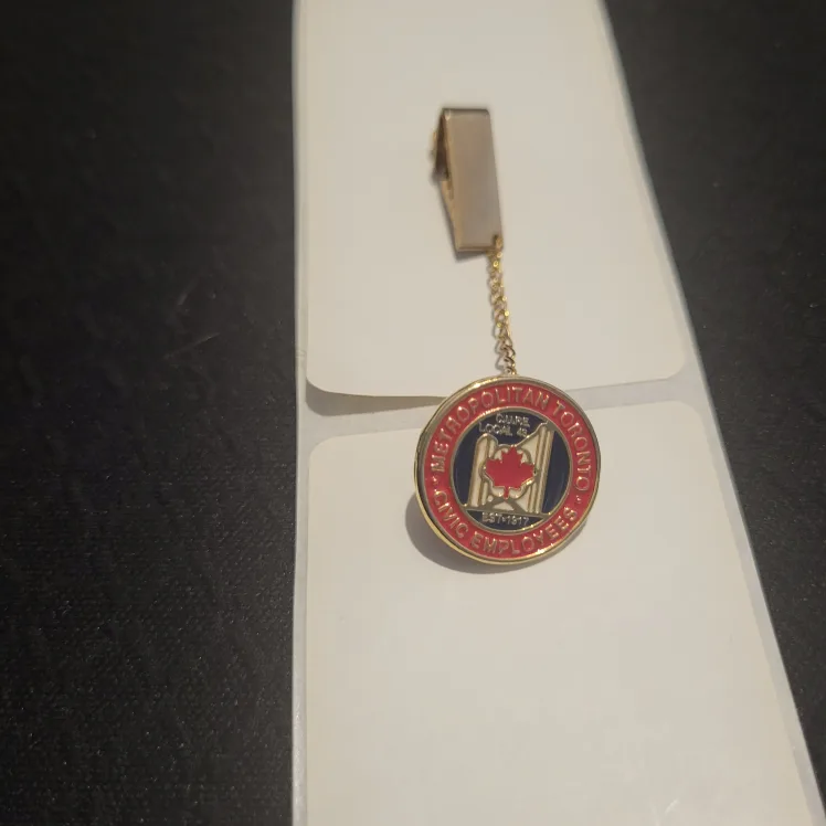 CUPE Local 43 Metropolitan Toronto Pin thumbnail