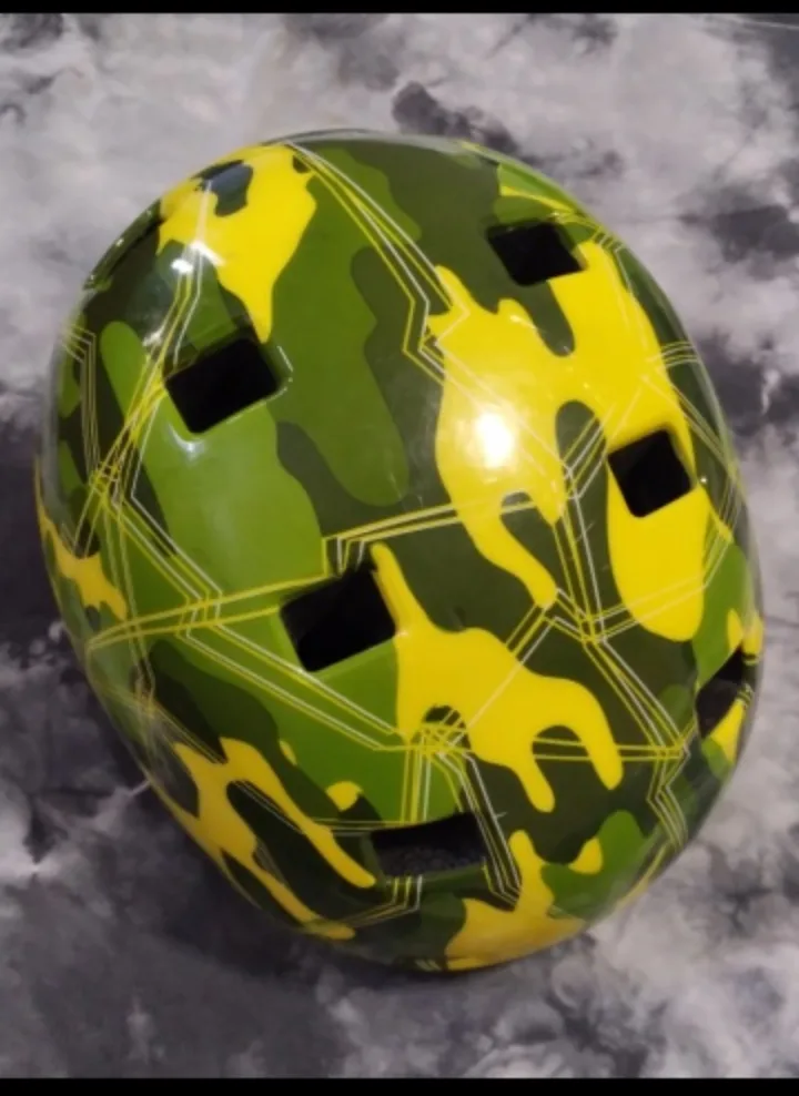 ages 5-13  kids Multi-Sport helmet thumbnail