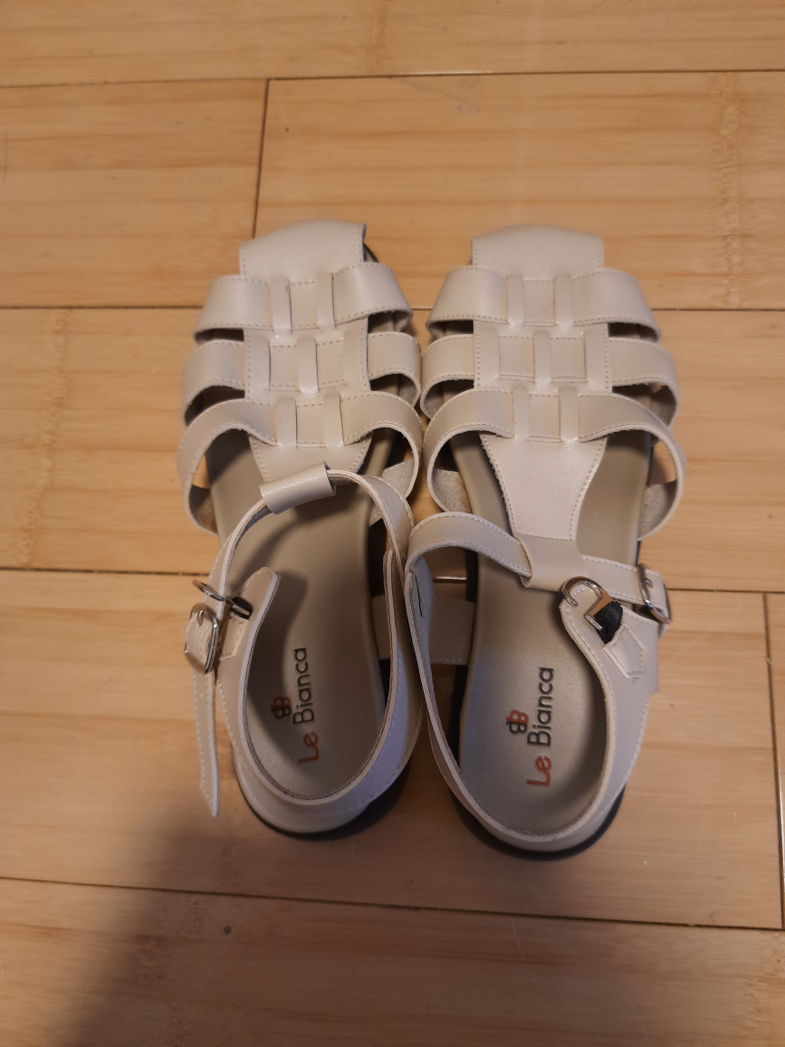 Le Bianca Sandals, Size 40, Cream Colour