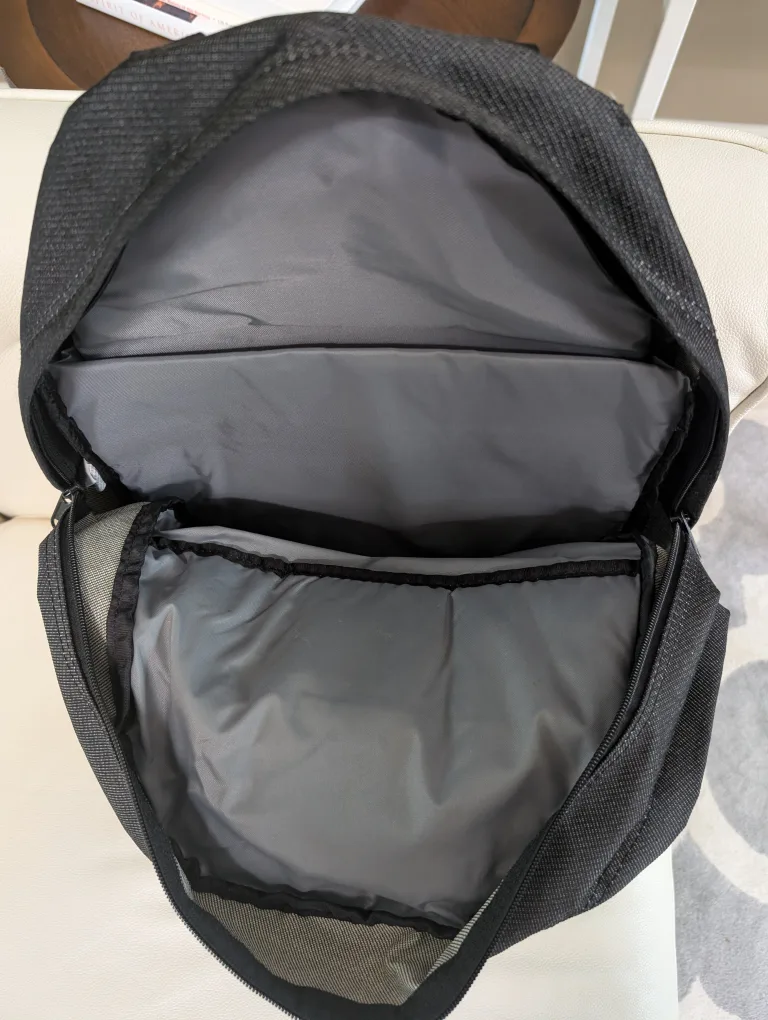 Heavy Duty! - Dakine Backpack image indicator(4)