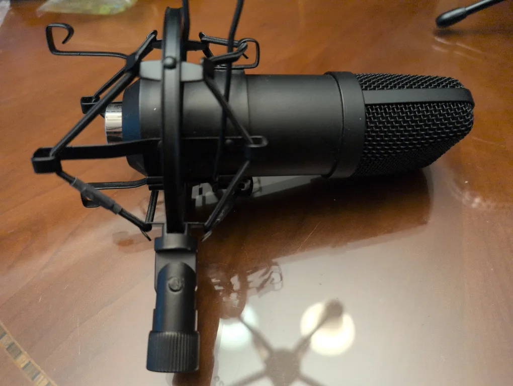 Maono Condenser Microphone - Black image indicator(3)