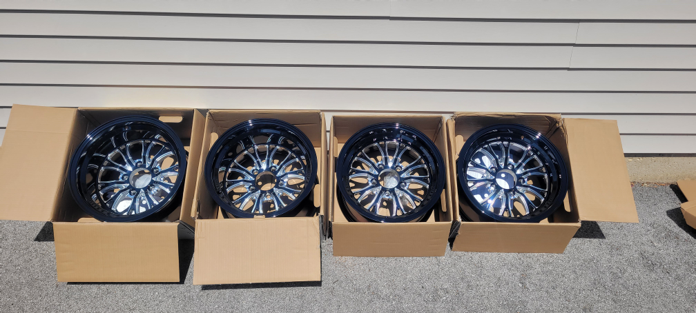 Set of 4 Brand New SSR Spikes Aluminum Mags