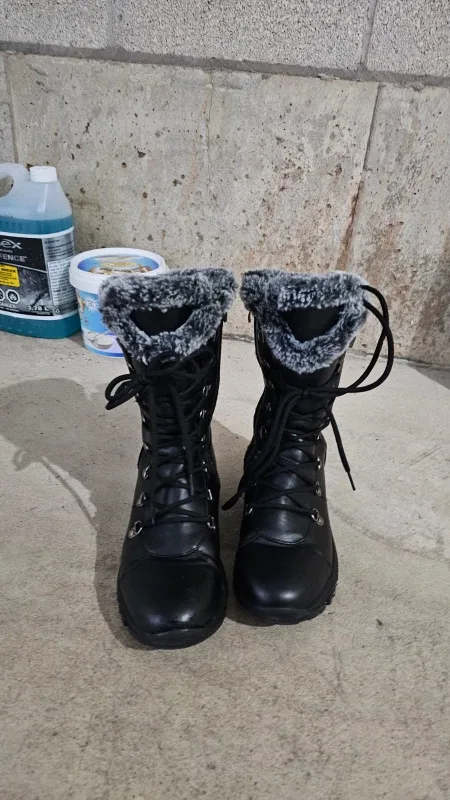 Black Winter Boots with Faux Fur Trim thumbnail