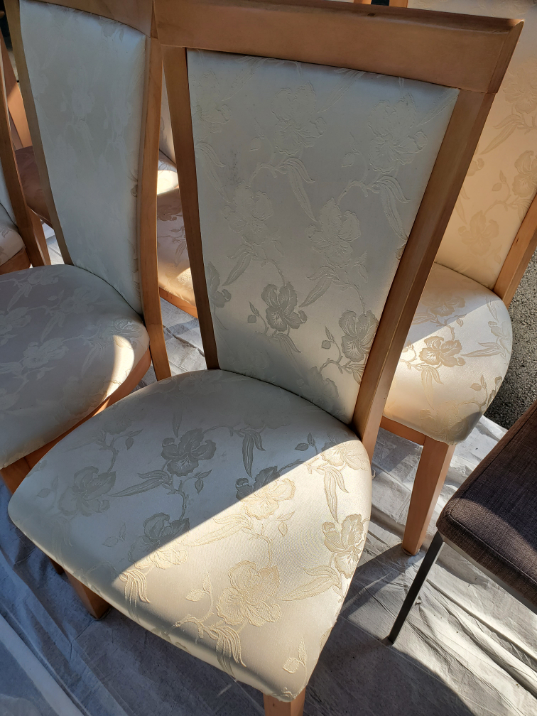 Extendable Dining Table with 6 Chairs - photo 3