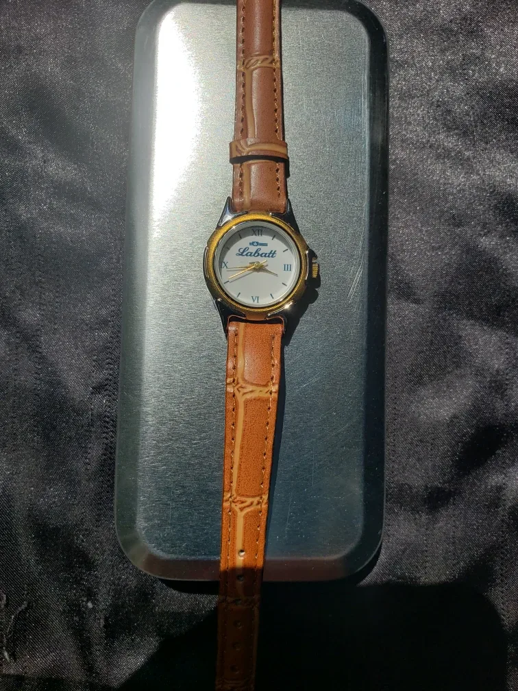 Labatts Women's Watch with Genuine Leather Band image indicator(3)