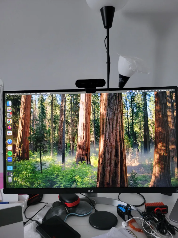 LG 27UP850-W 27" Monitor thumbnail