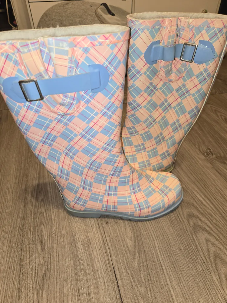 Argyle Pattern Rain Boots image indicator(2)