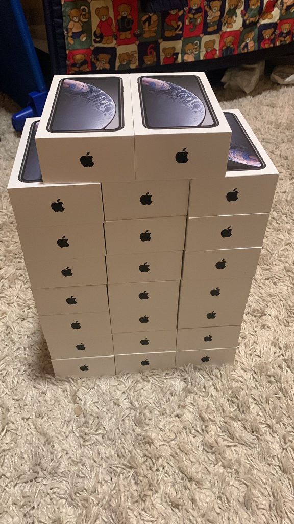 Apple iPhone Xr box