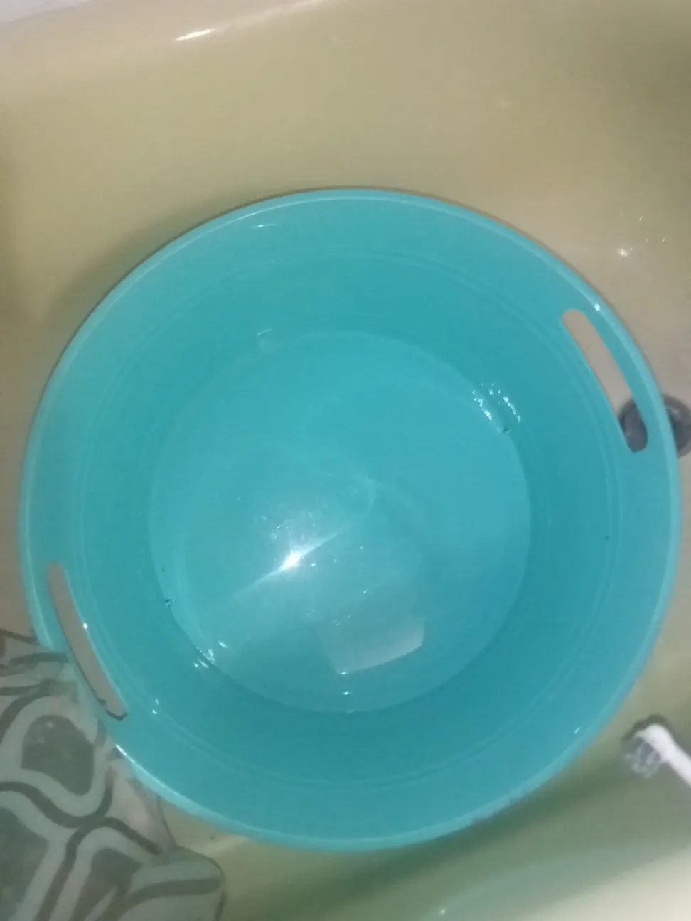 Turquoise Plastic Basin thumbnail
