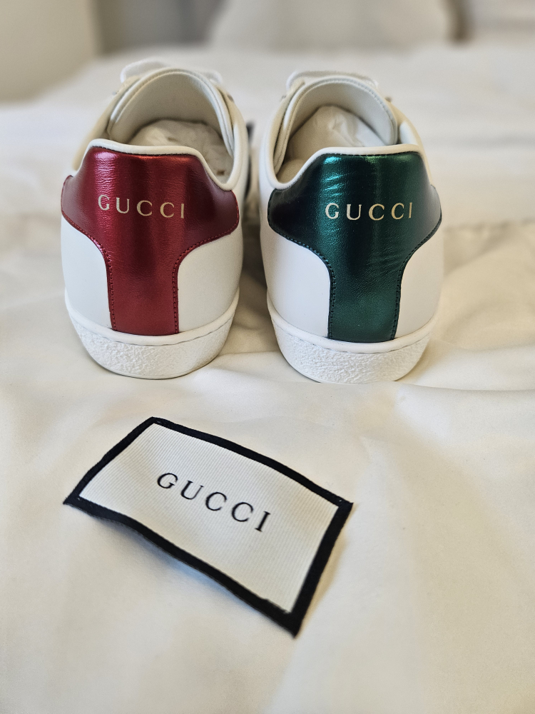Gucci Ace Sneaker with Cherry Patch Size 39 - photo 3