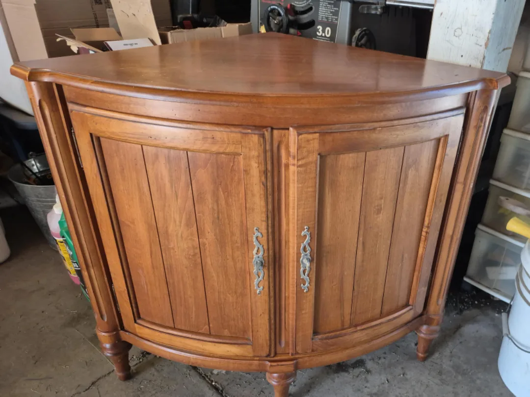Ethan Allen Corner Cabinet thumbnail