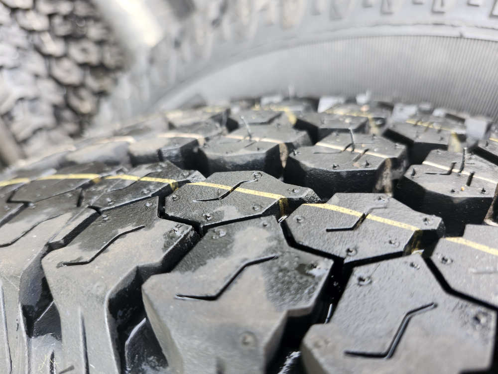 Goodyear Wrangler GS-A Tires 30x9.50R15LT - photo 3