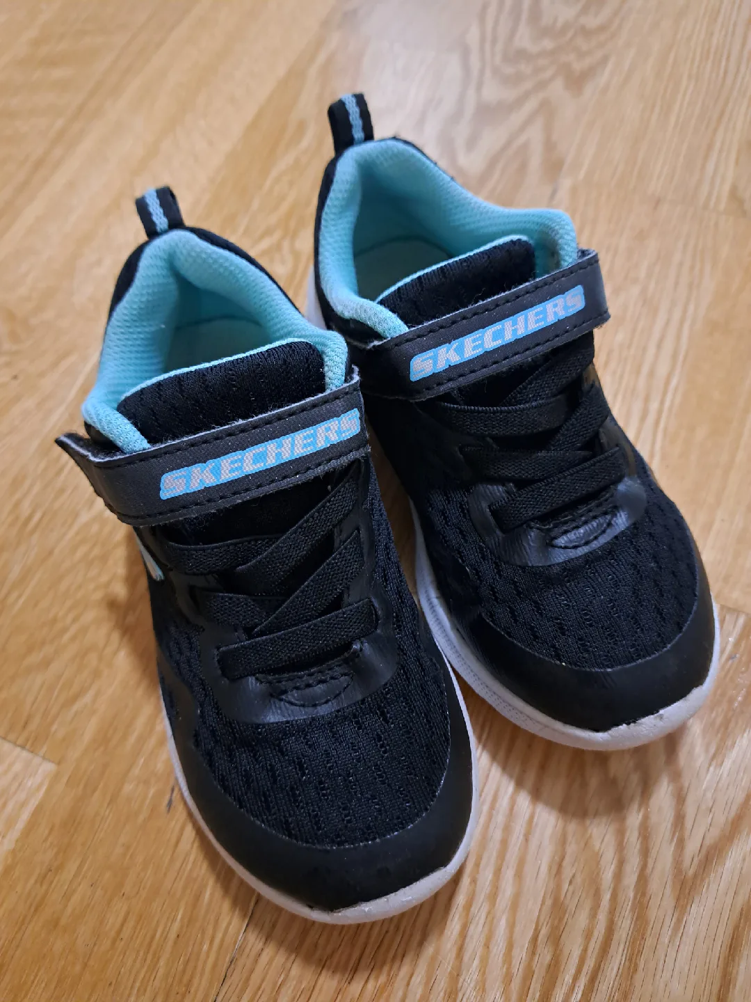 Skechers Shoes thumbnail