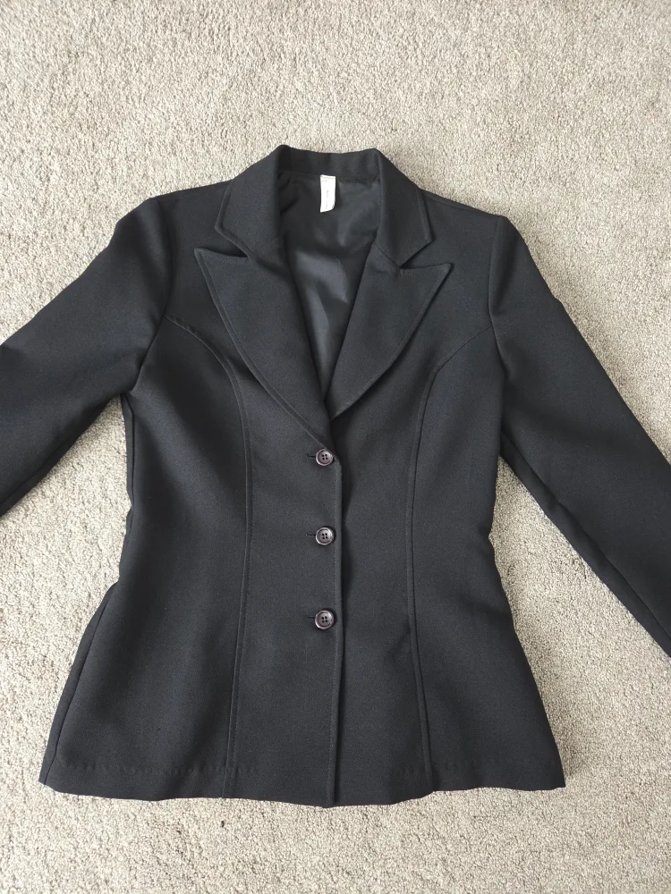 Suzy Shier Black Blazer (Small) image indicator(4)