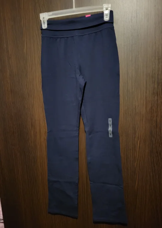 Children Uniform Bundle Size: XL(11 Items) image indicator(10)