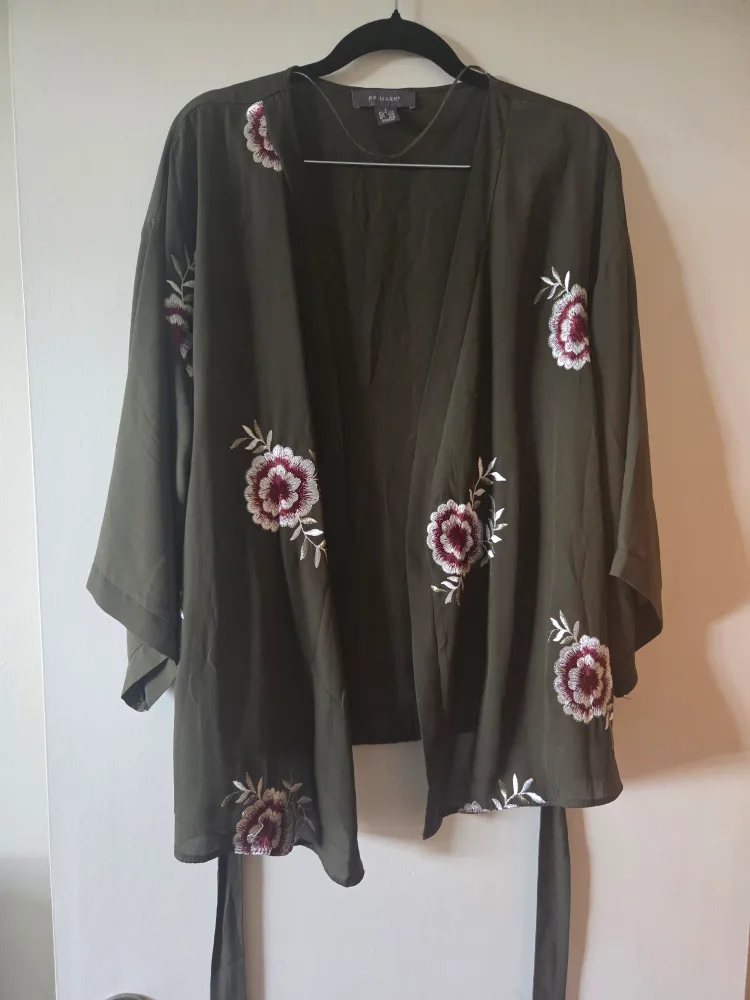 Primark Olive Green Floral Kimono thumbnail
