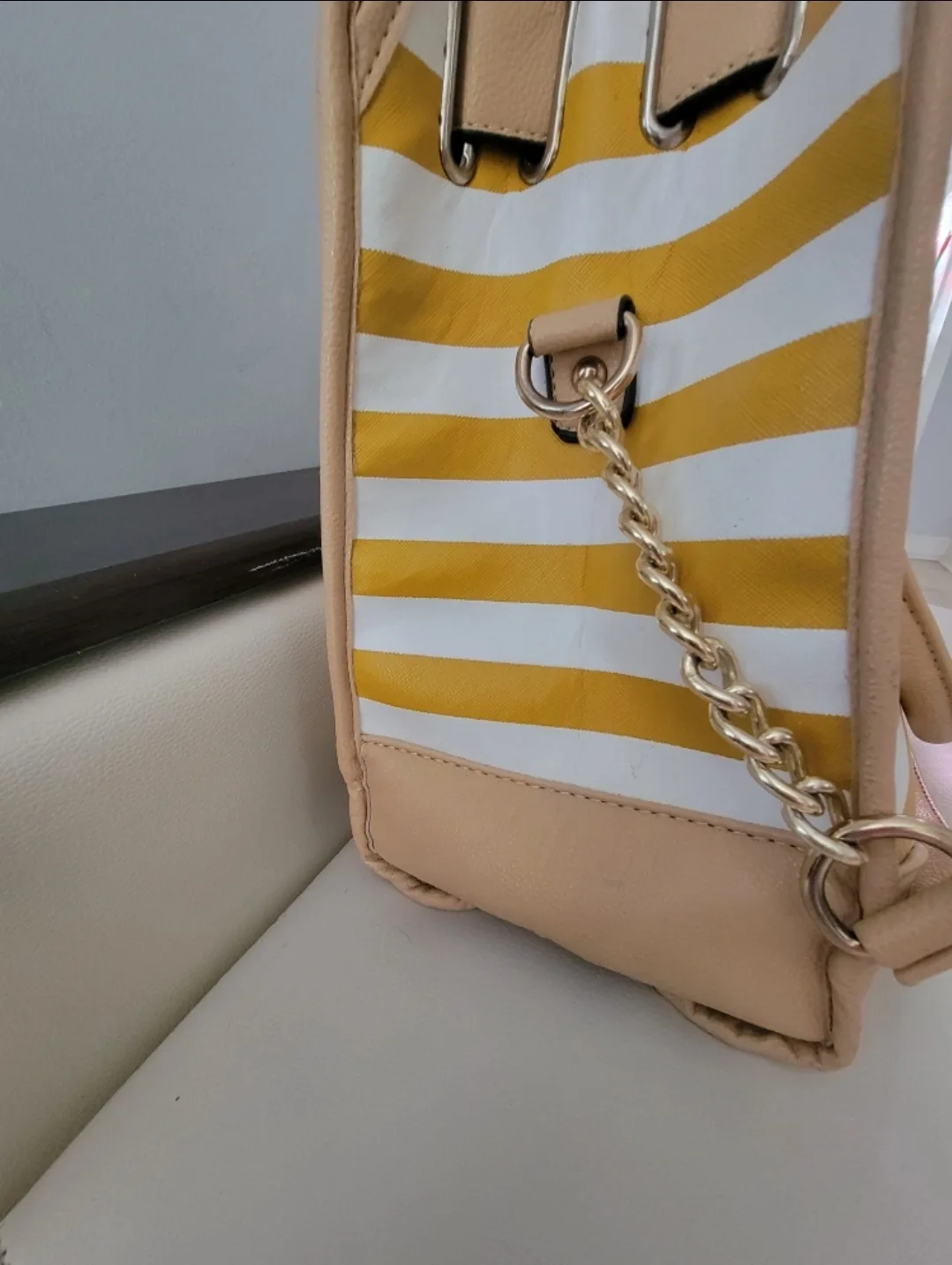 🧡 Michael Kors Striped Tote Bag image indicator(2)
