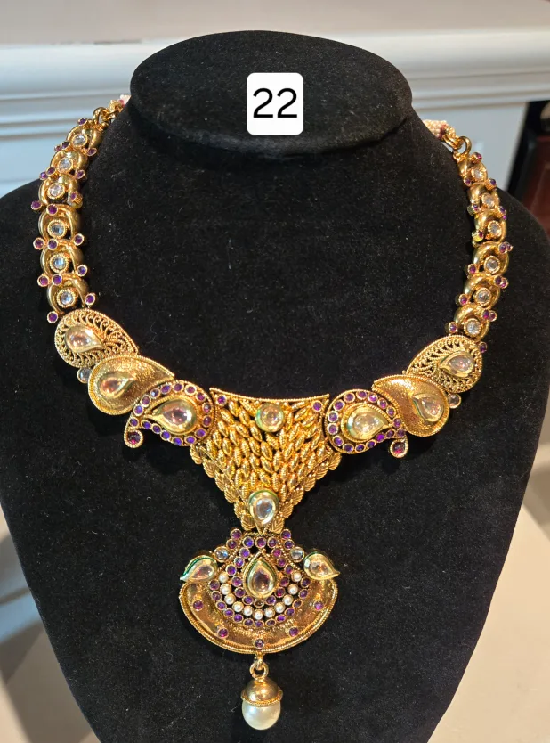 Indian style Necklace sets thumbnail