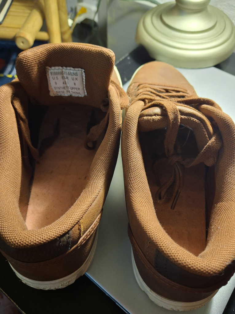 Levi's Brown Sneakers - Size 9 - photo 3