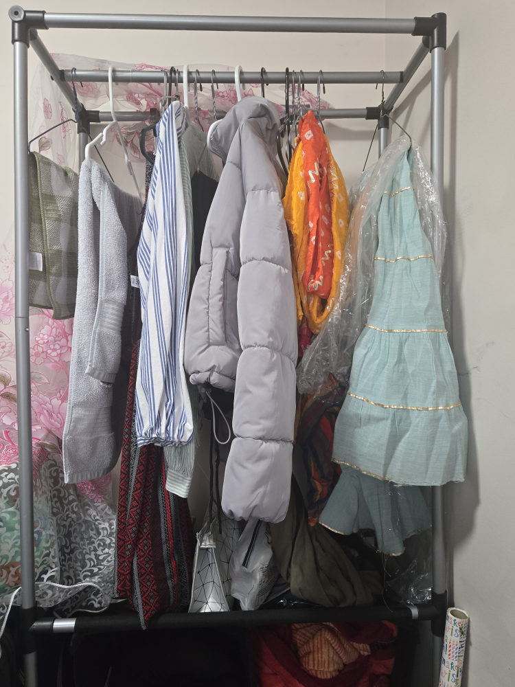Cloth/jacket hanging Rack - photo 2