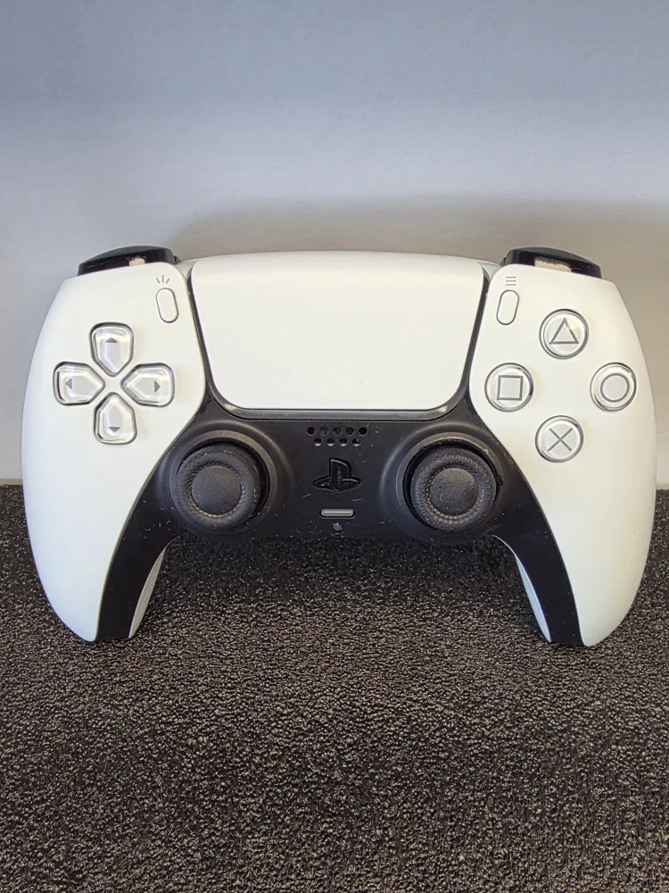PlayStation 5 (PS5) Dualsense Controllers image indicator(6)