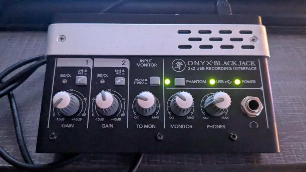 🥕 FREE  Mackie Onyx Blackjack Recording Interface #Freecycle image indicator(2)