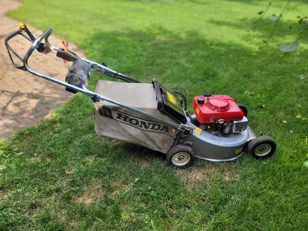 Honda HR215 Hydrostatic Lawn Mower