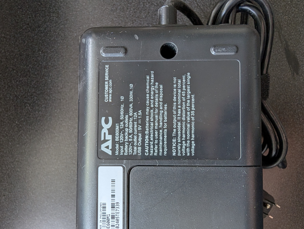 APC Back-UPS 600