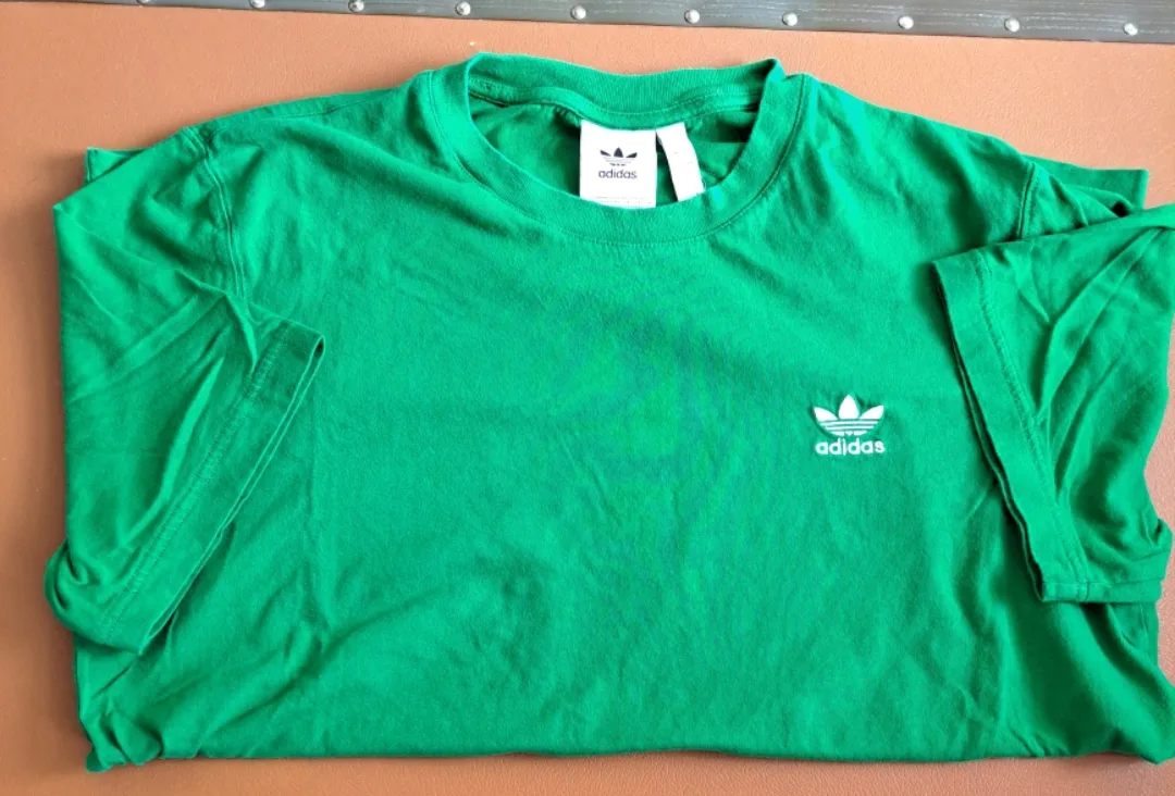 Adidas Green T-Shirt - Size L thumbnail