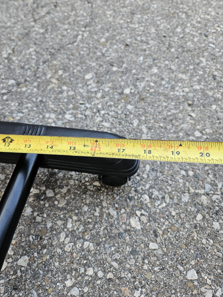 Adjustable Garment Rack - photo 5