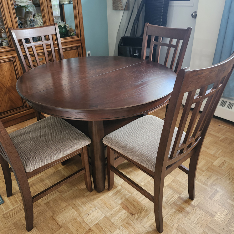 Dining Table with 4 Chairs - Wood