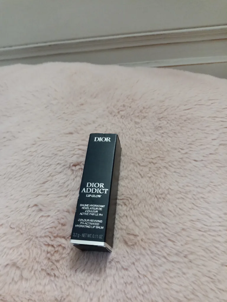 Dior Addict Lip Glow - Hydrating Lip Balm thumbnail