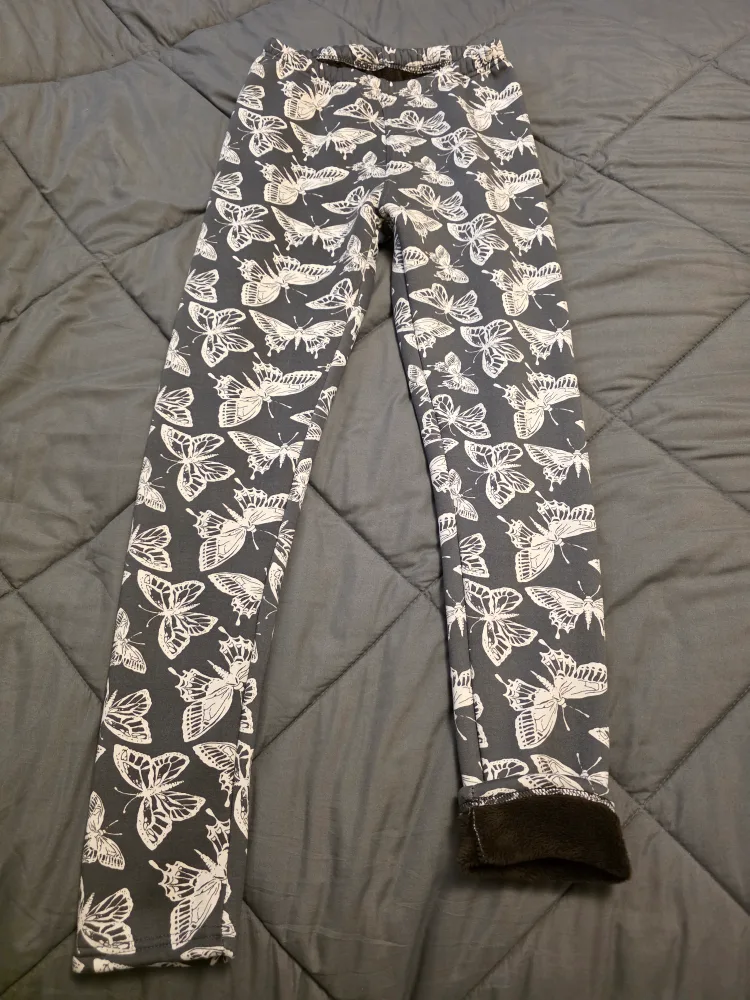 Just Cozy Butterfly Leggings - M/L thumbnail
