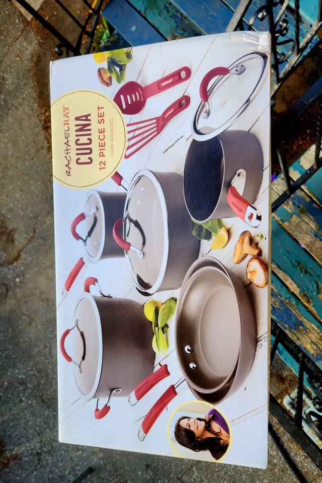 Rachael Ray Cucina 12-Piece Cookware Set - New in Box! - photo 2