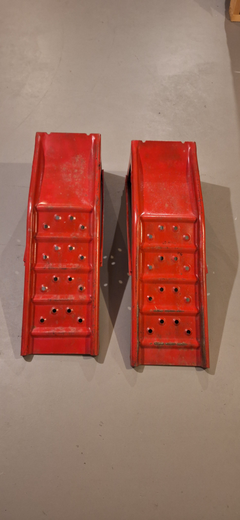 Red Metal Car Ramps - Pair
